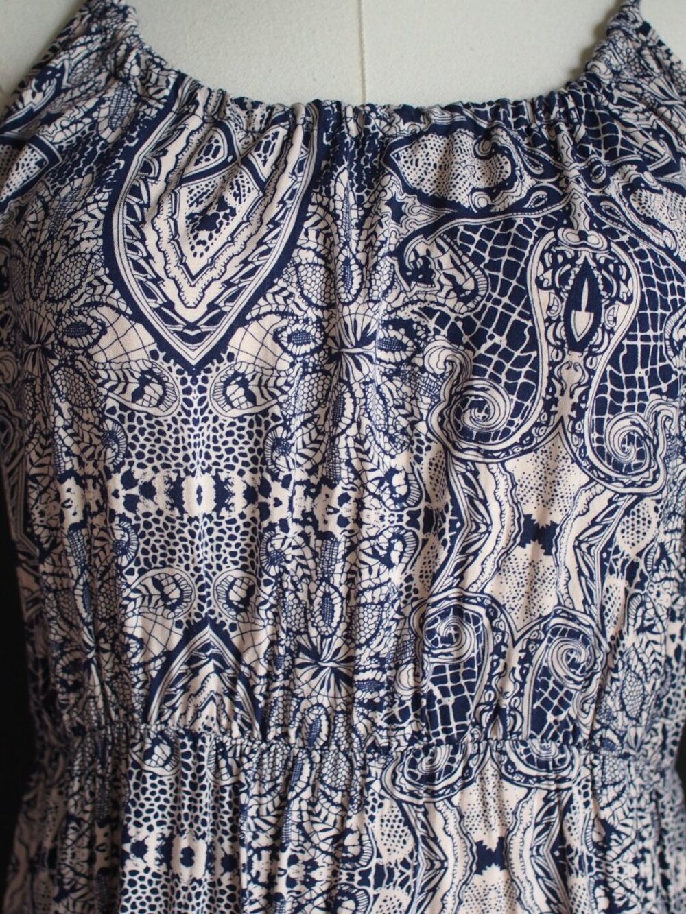 Vero Moda | Halter Maxi Dress - Picture 4 of 8